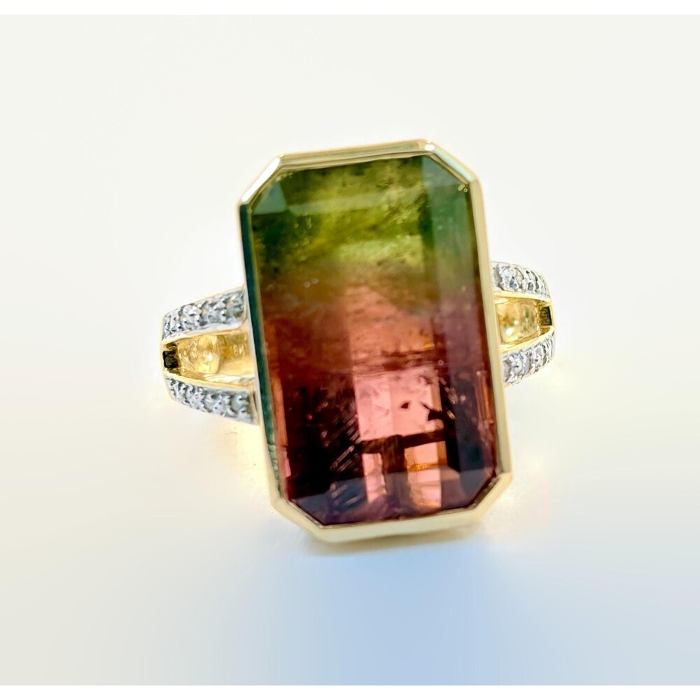 Watermelon Tourmaline Ring, 18K, Vintage, 19 x 12 mm, Yellow Gold